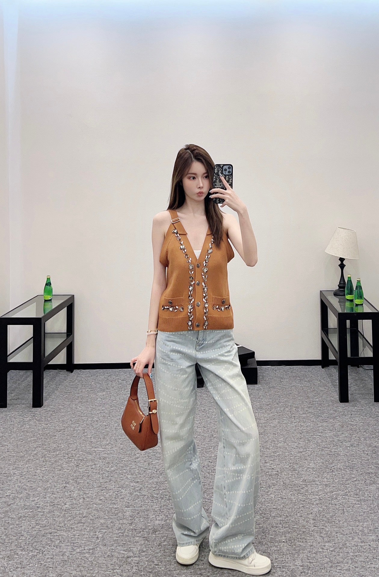 C 2025 new products Vest