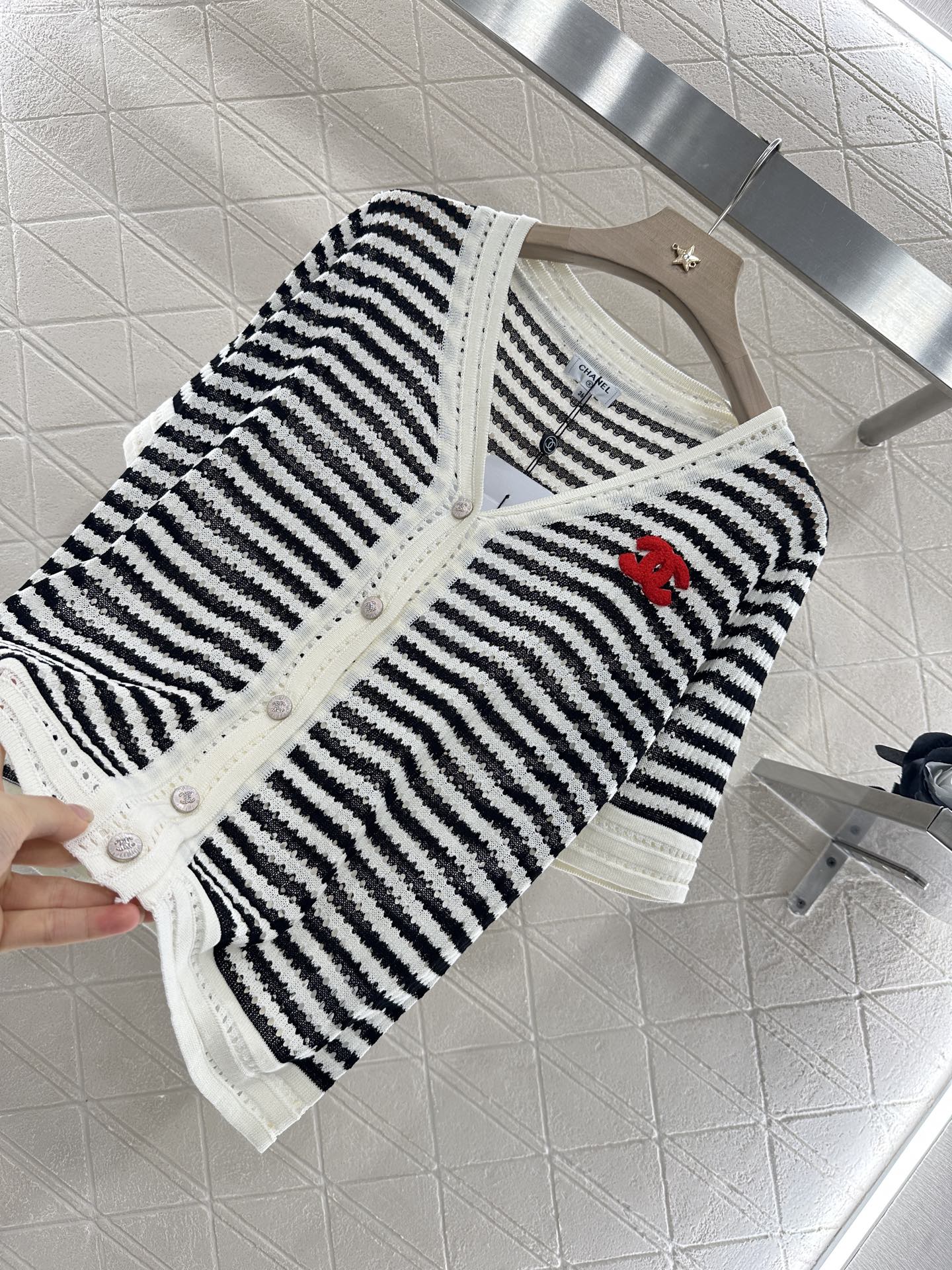 C 2025 new product Knitted short-sleeved cardigan