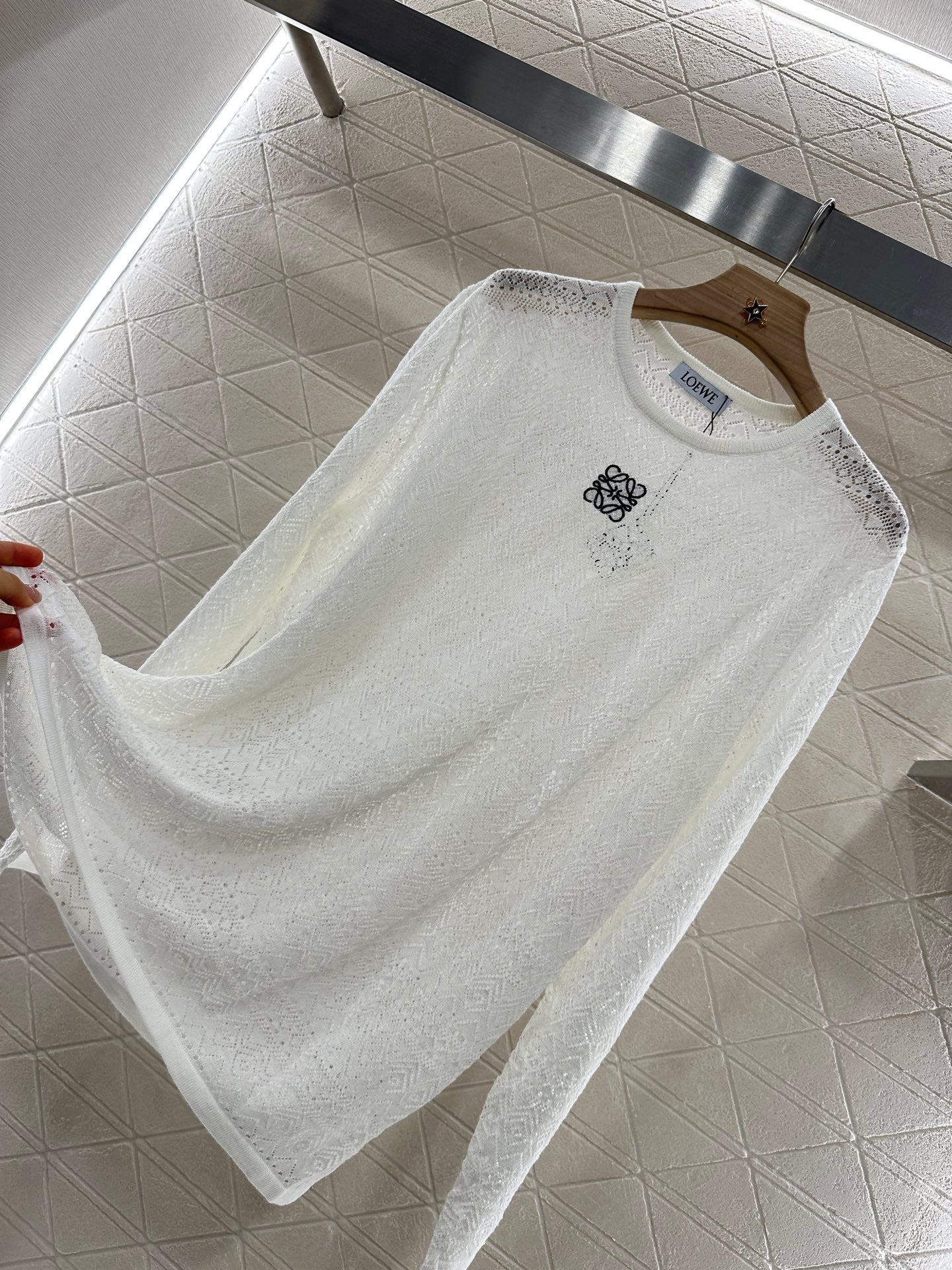 Nouveau produit Lo 2025 Manches longues en tricot creux