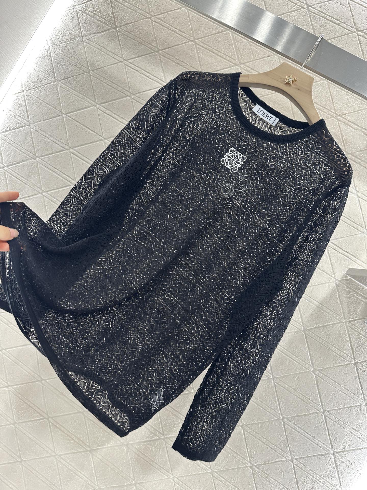 Lo 2025 new product Hollow knitted long sleeves