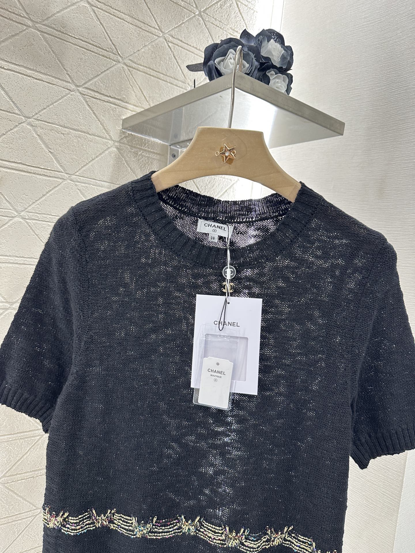 C 2025 new product Embroidered knitted short sleeves