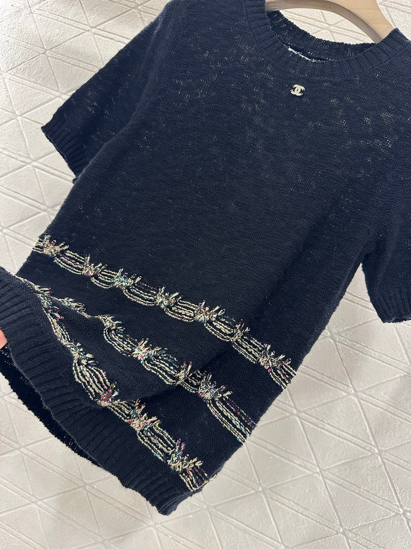 C 2025 new product Embroidered knitted short sleeves