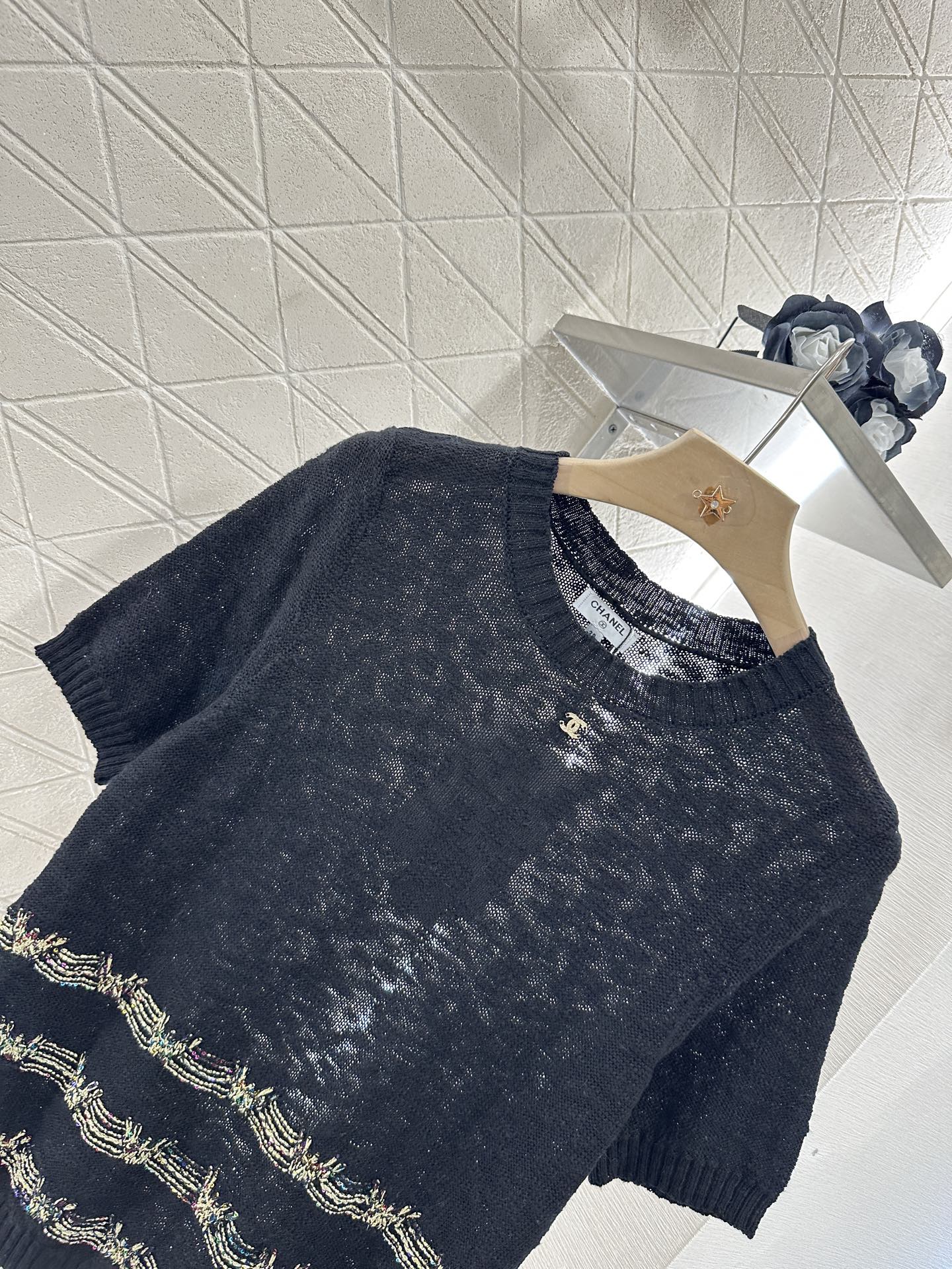 C 2025 new product Embroidered knitted short sleeves