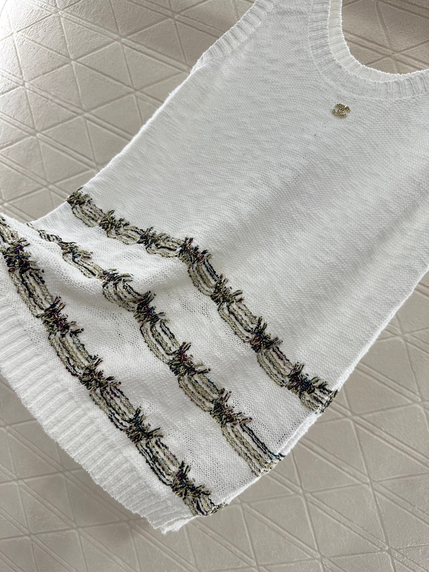 C 2025 new product Embroidered knitted vest