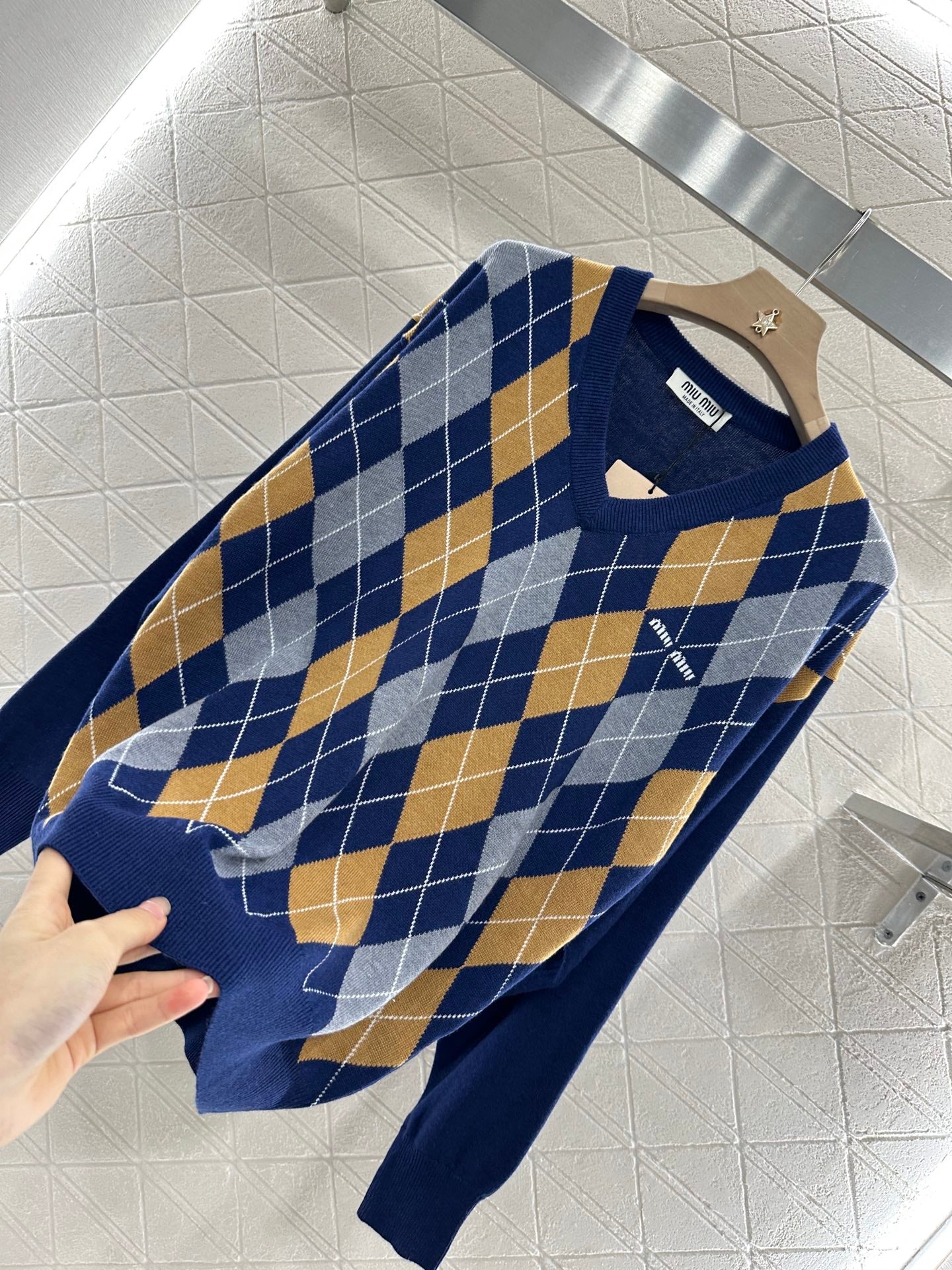 M 2025 new products Knitted sweaters