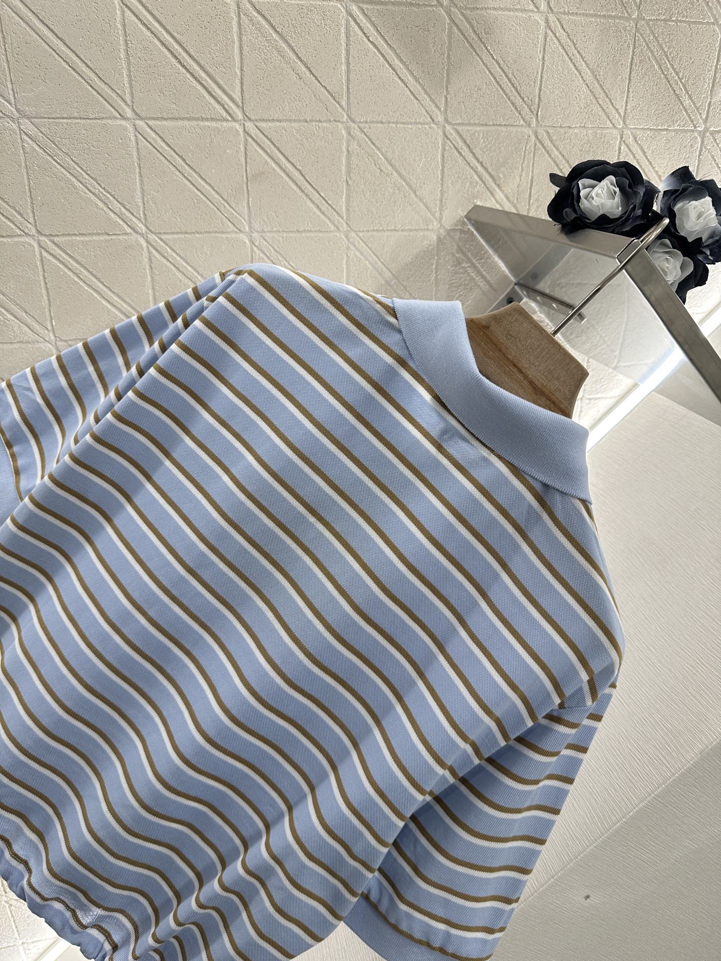 P 2025 new product Lapel striped short-sleeved top