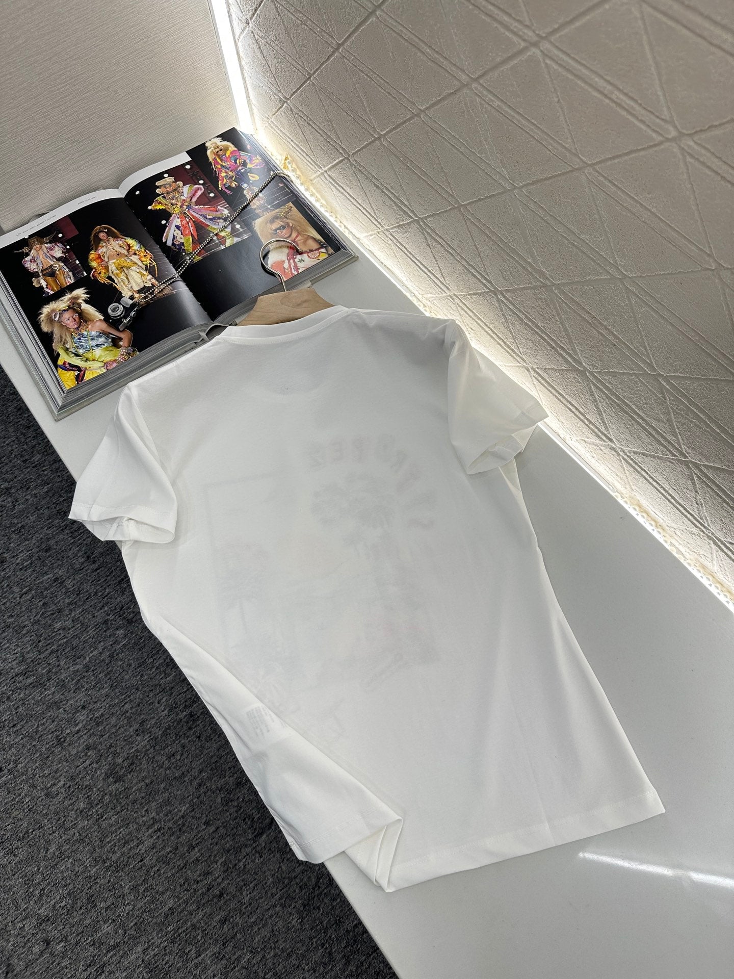 D 2025 new products Holiday prints𝑇𝑒𝑒