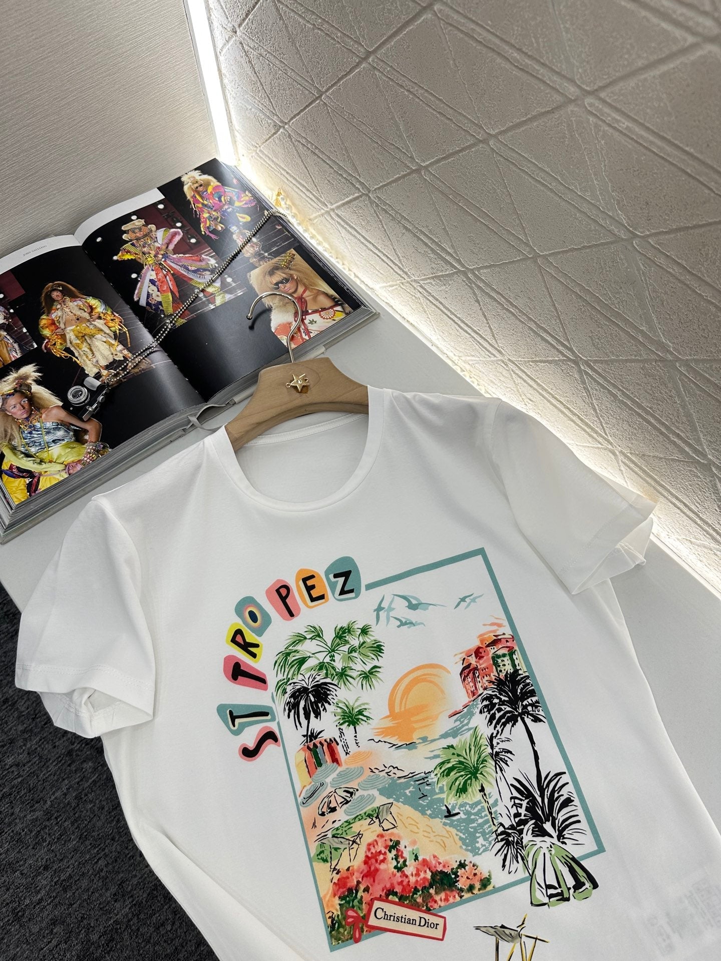 D 2025 new products Holiday prints𝑇𝑒𝑒