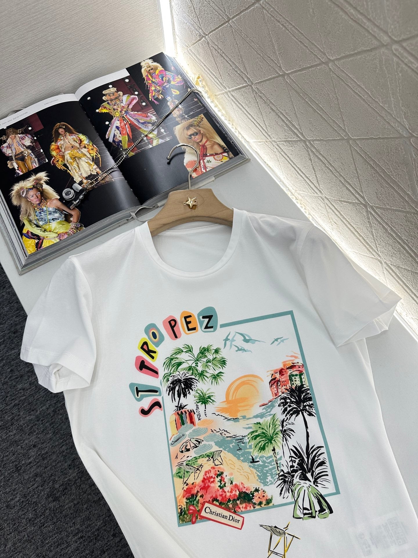 D 2025 new products Holiday prints𝑇𝑒𝑒