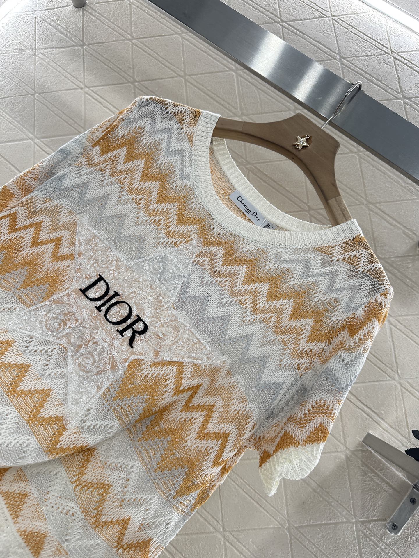 D 2025 new products Embroidered knitted top