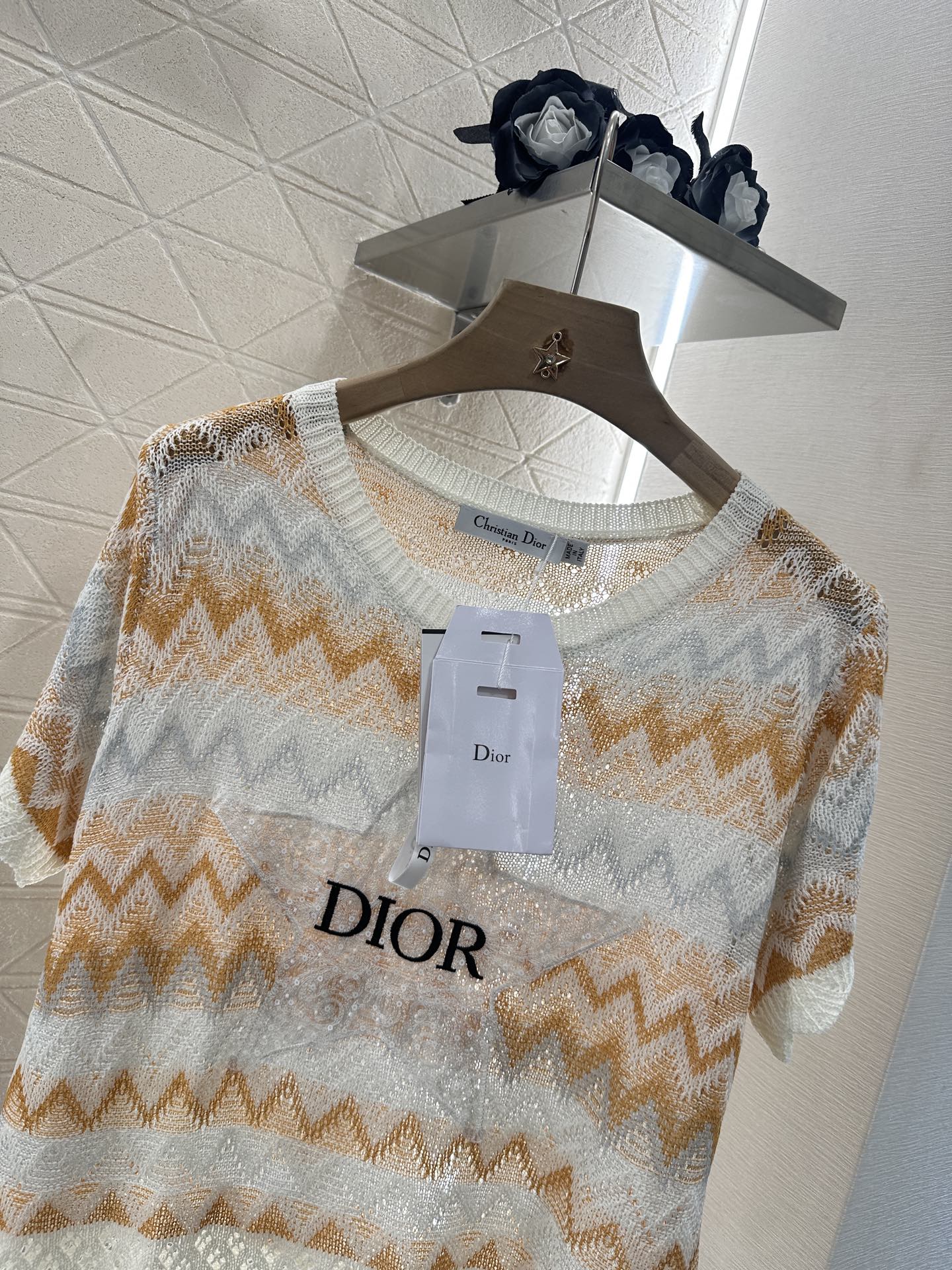 D 2025 new products Embroidered knitted top