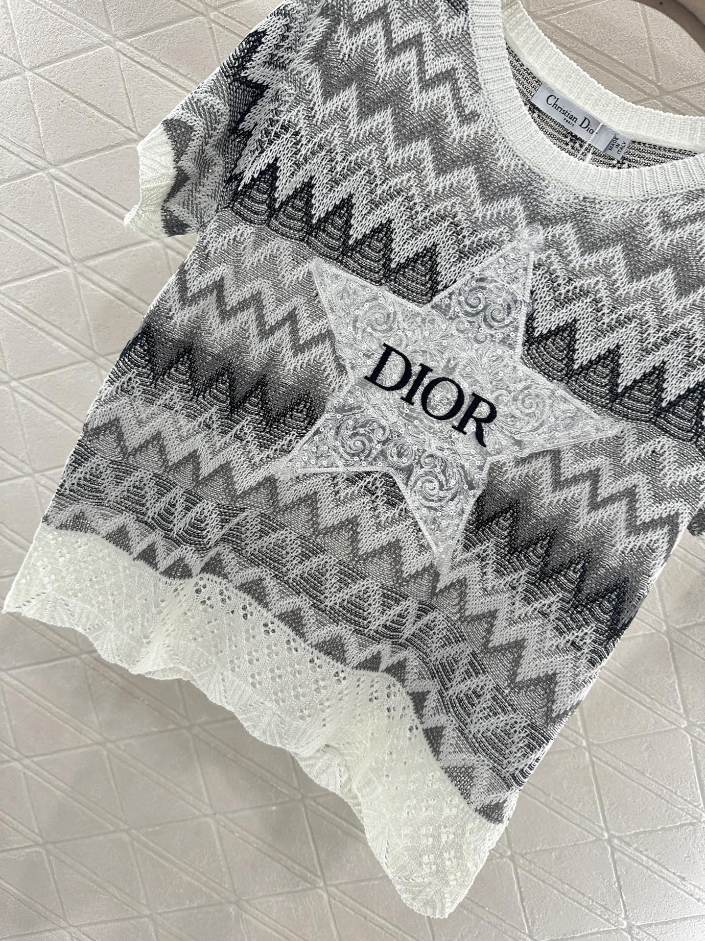 D 2025 new products Embroidered knitted top