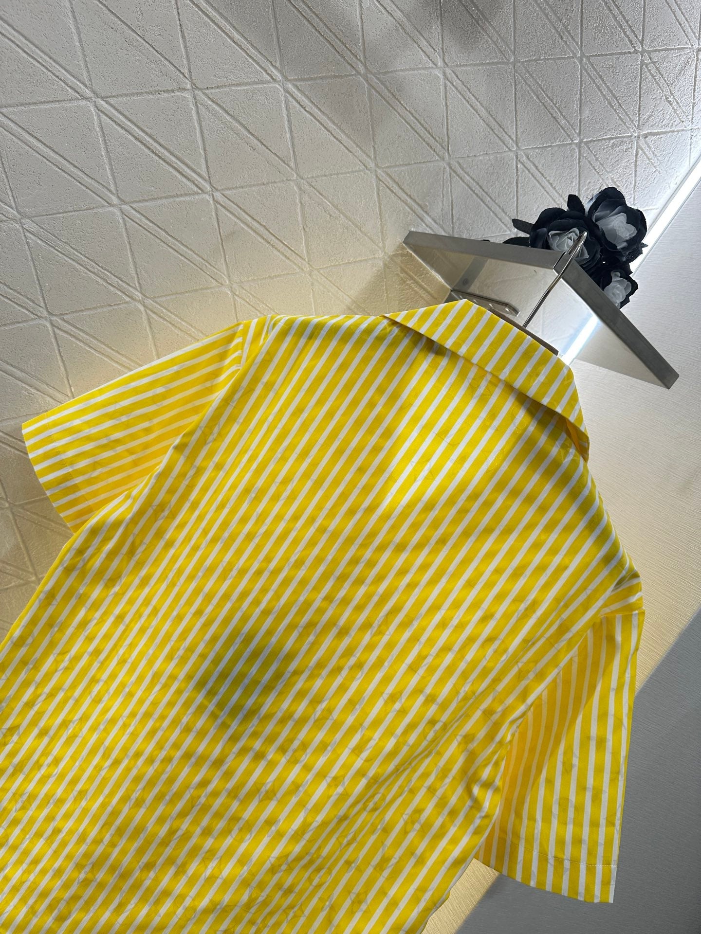L 2025 new products Short-sleeved shirt