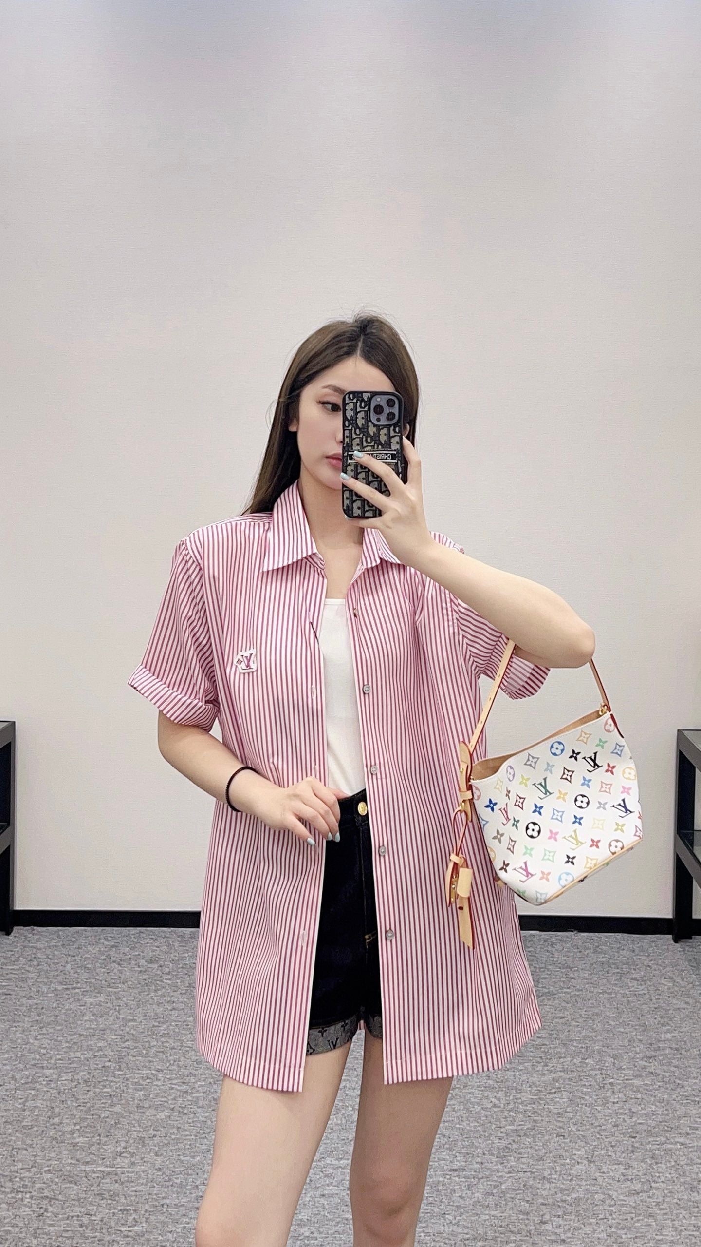 L 2025 new products Short-sleeved shirt