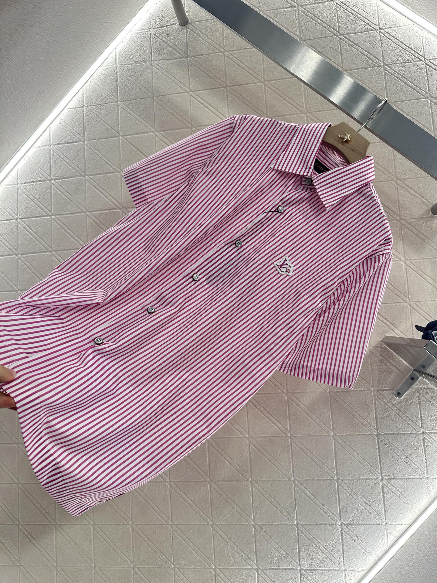 L 2025 new products Short-sleeved shirt