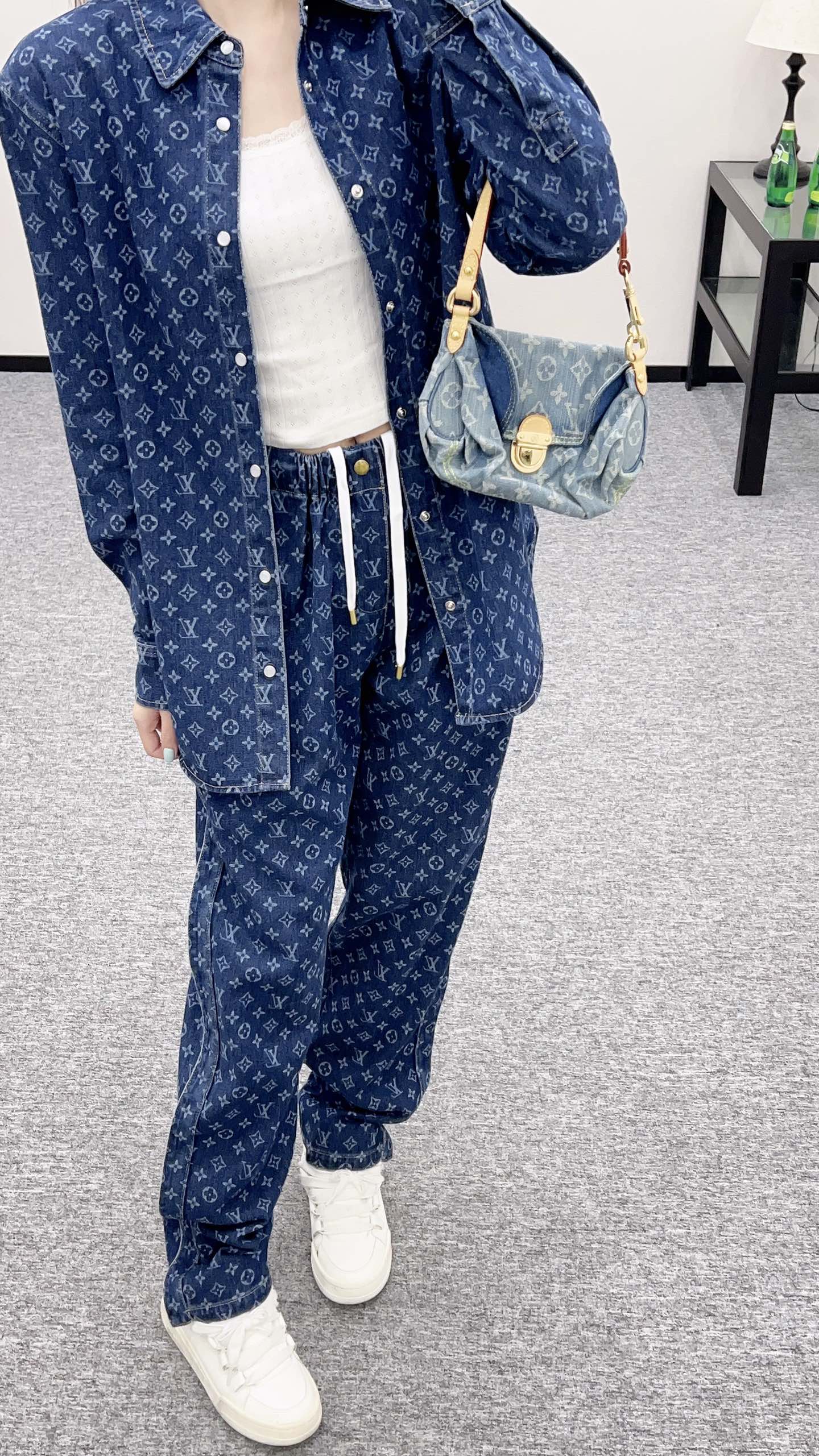 L 2025 new products Shirt and jeans trousers set