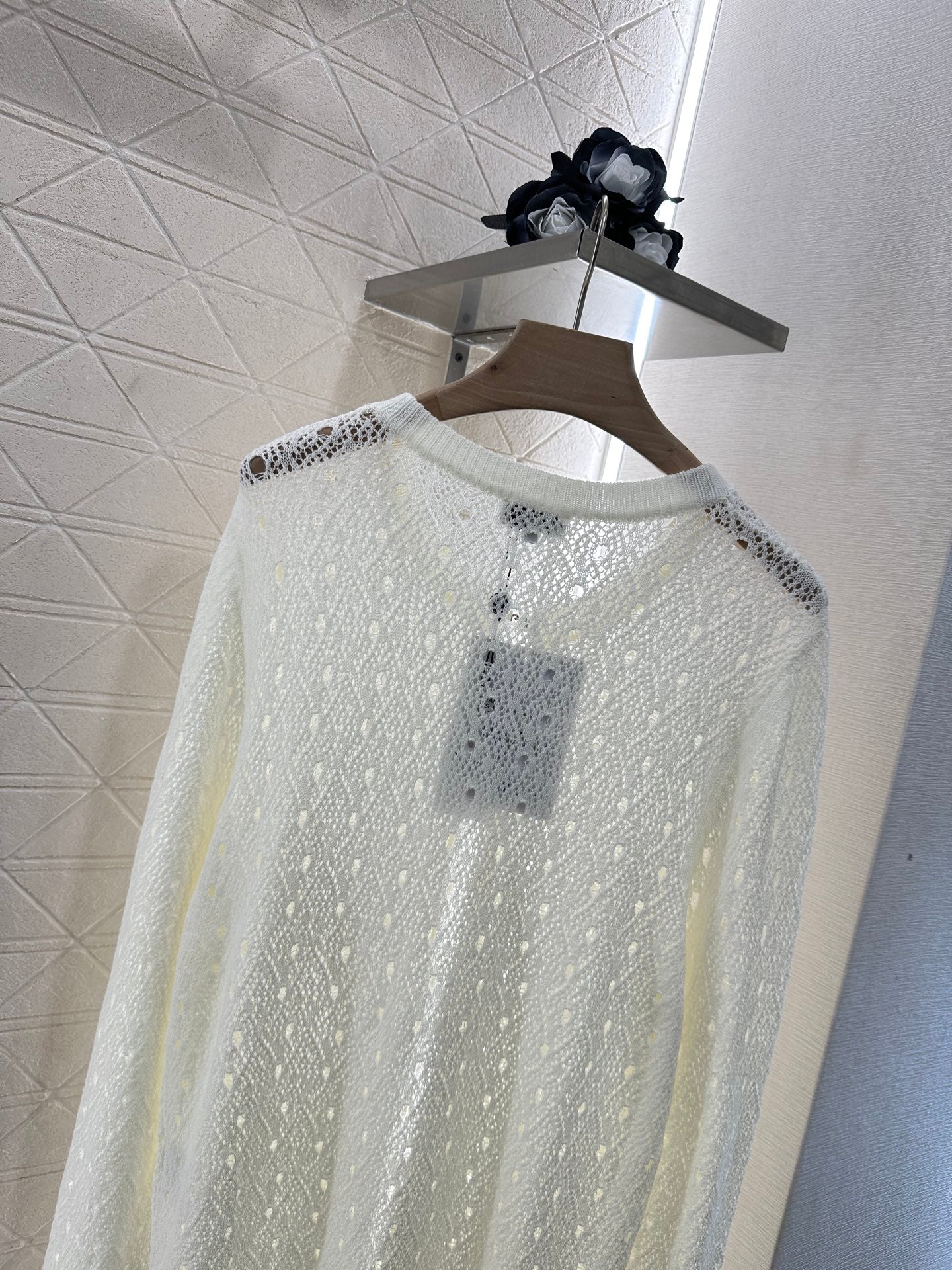 C 2025 new product Hollow rhinestone cardigan