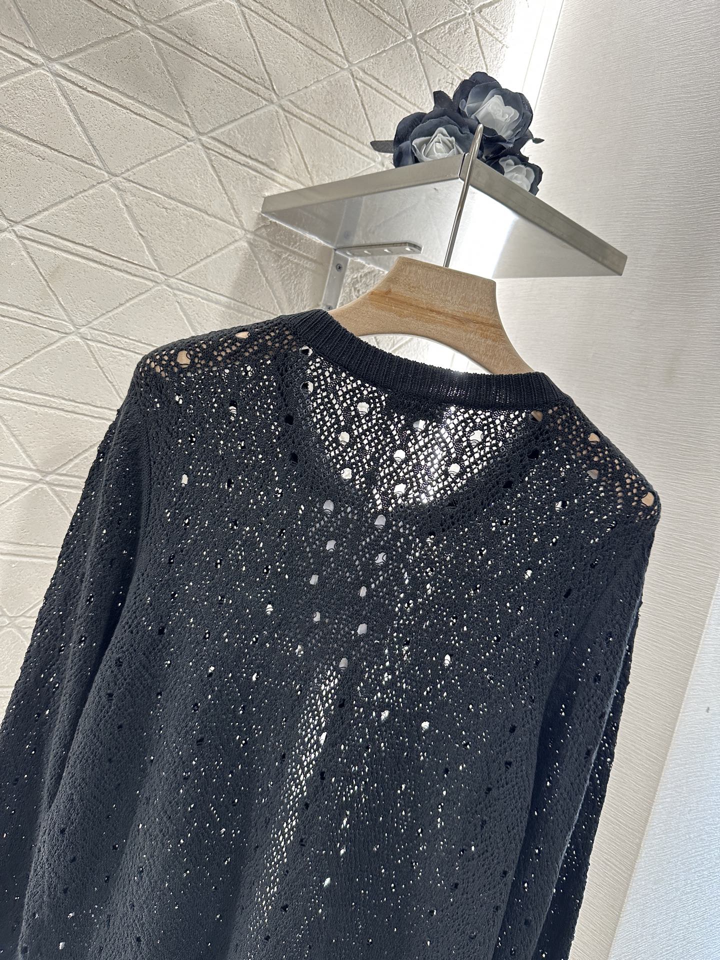 C 2025 new product Hollow rhinestone cardigan