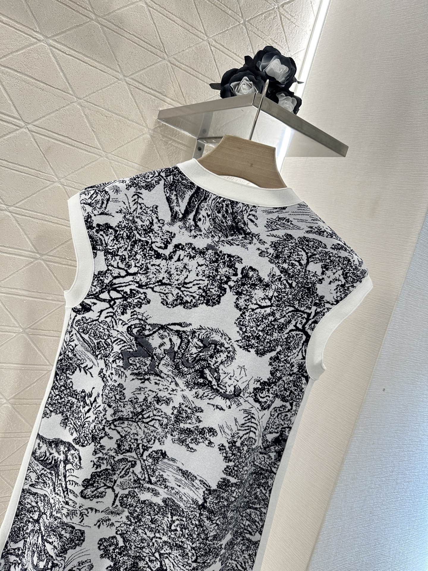 D 2024 neues Produkt Gestricktes Westenkleid