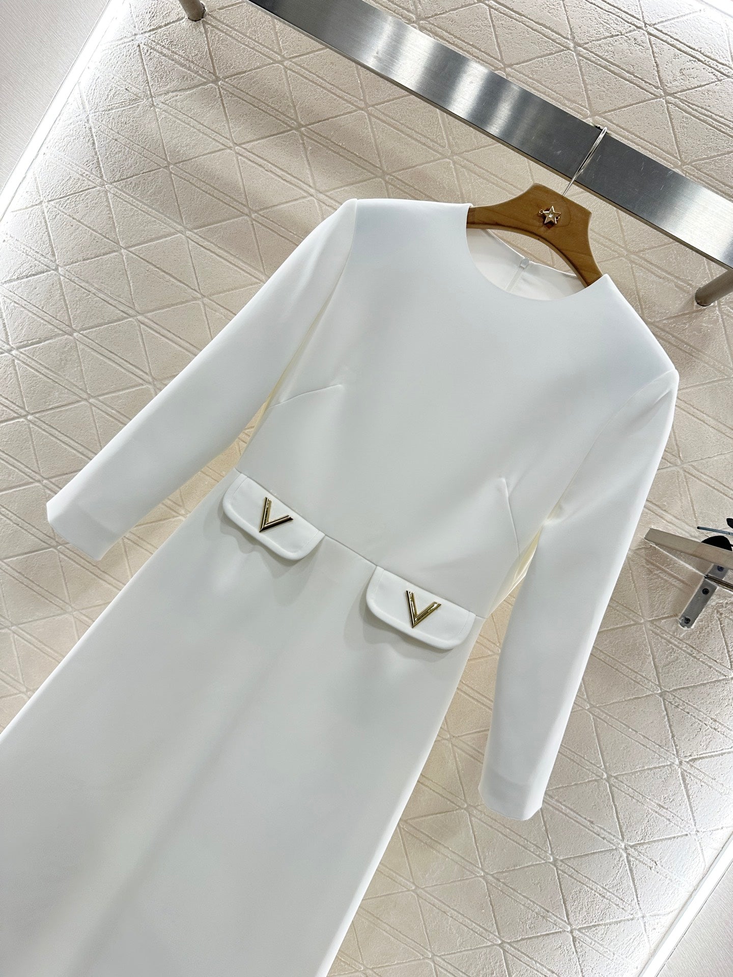 V 2025 new product Pocket dress