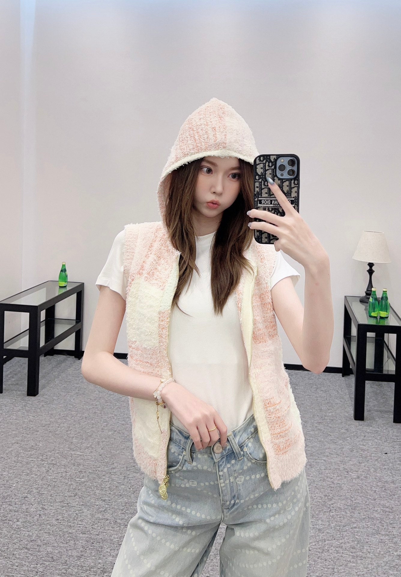 C 2025 new product Hooded knitted vest