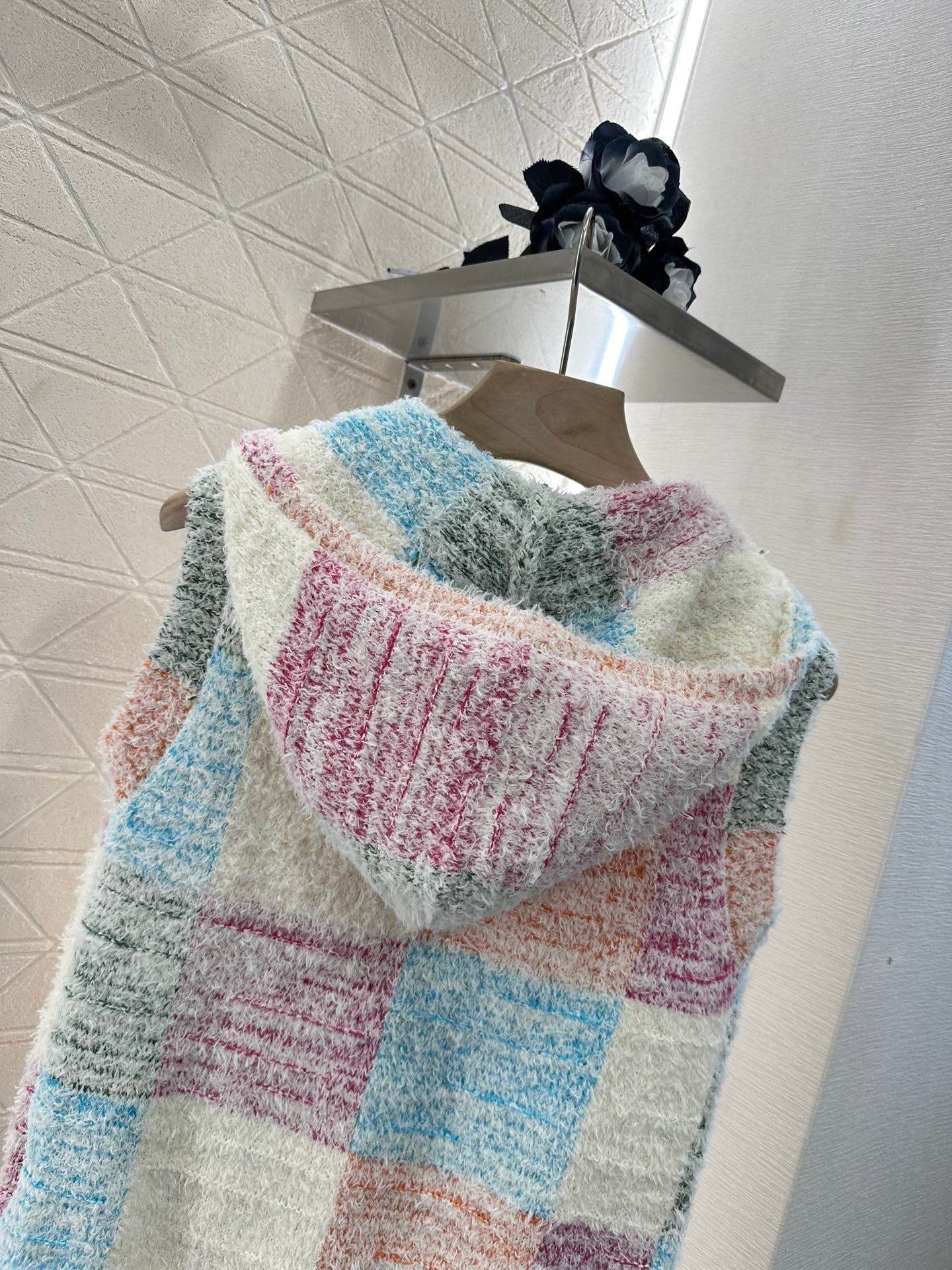 C 2025 new product Hooded knitted vest