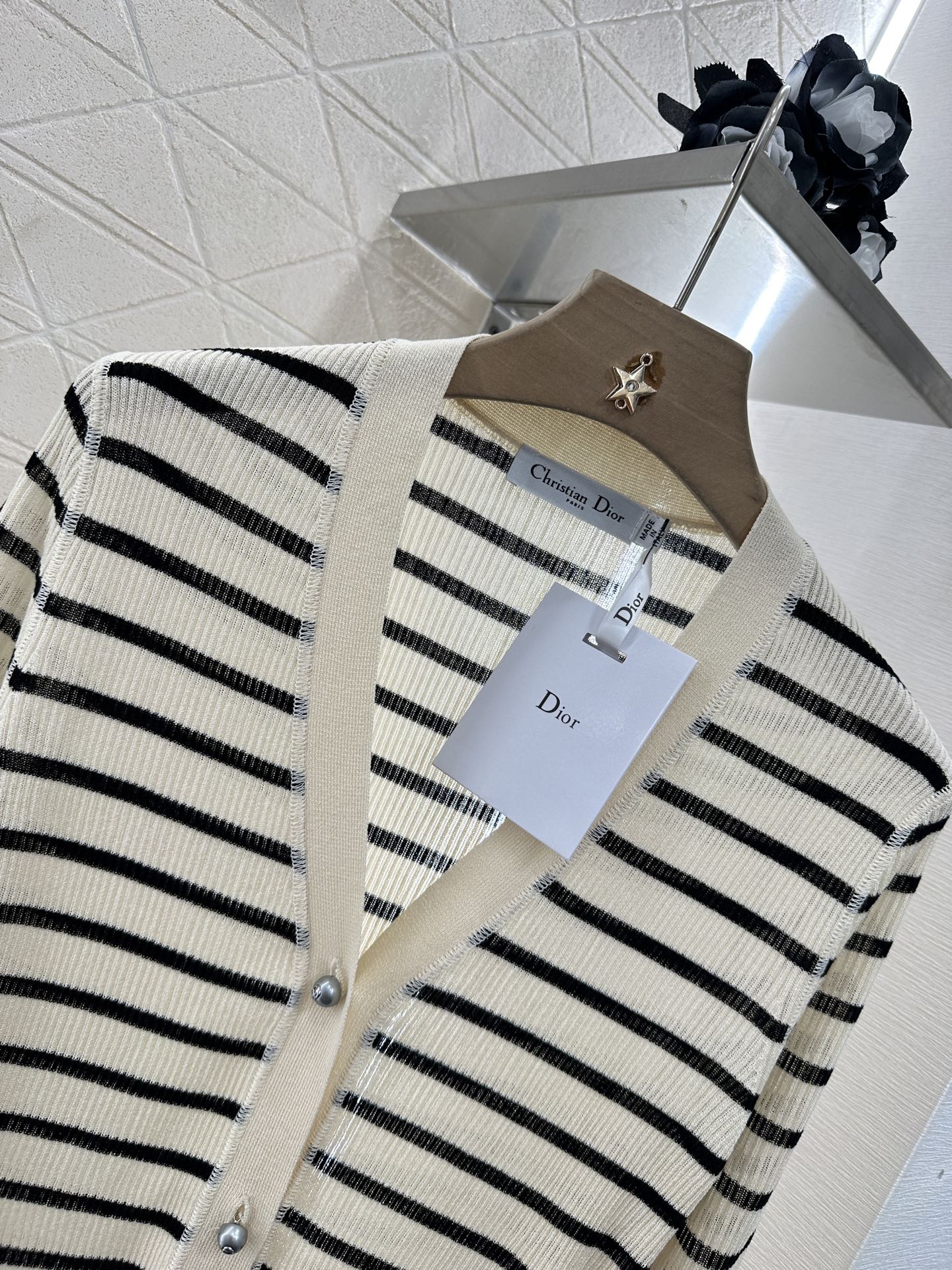D 2025 new products Knitted cardigan