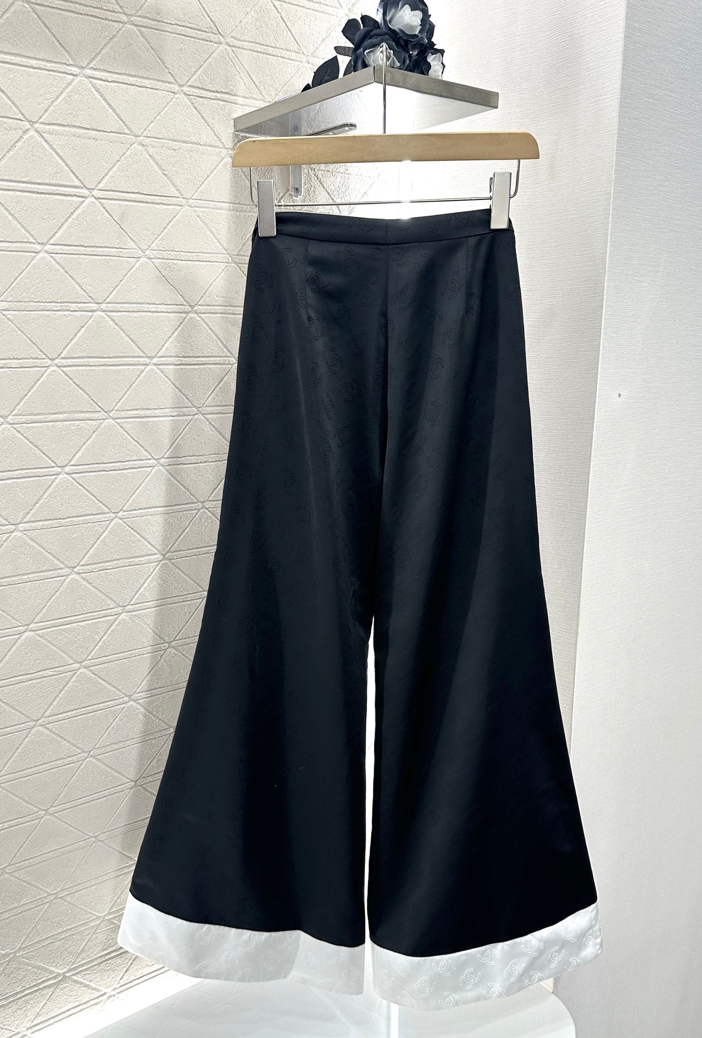 C 2025 new products Wide-leg flared trousers
