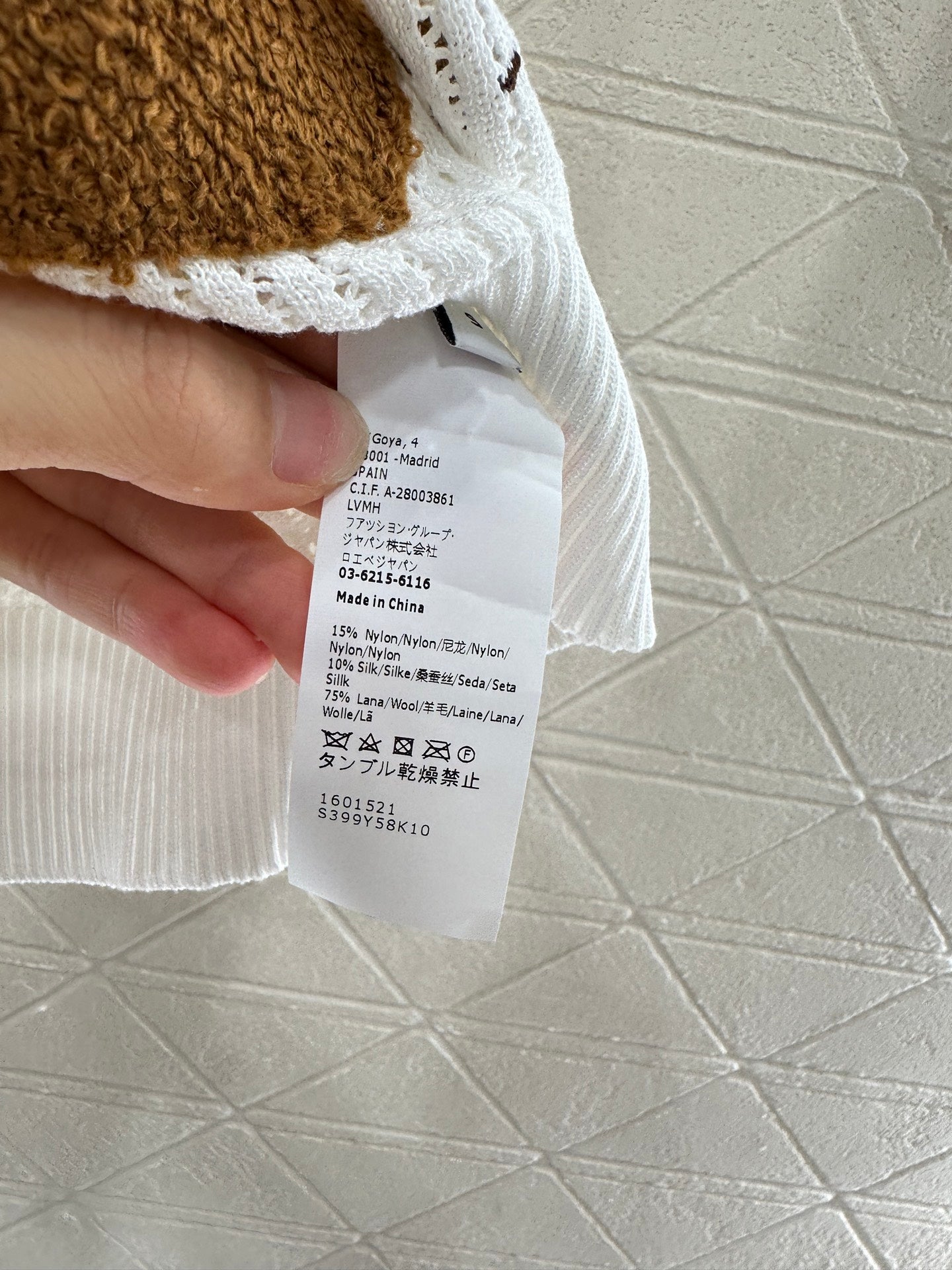 Lo 2025 new product Embroidered knitted short sleeves