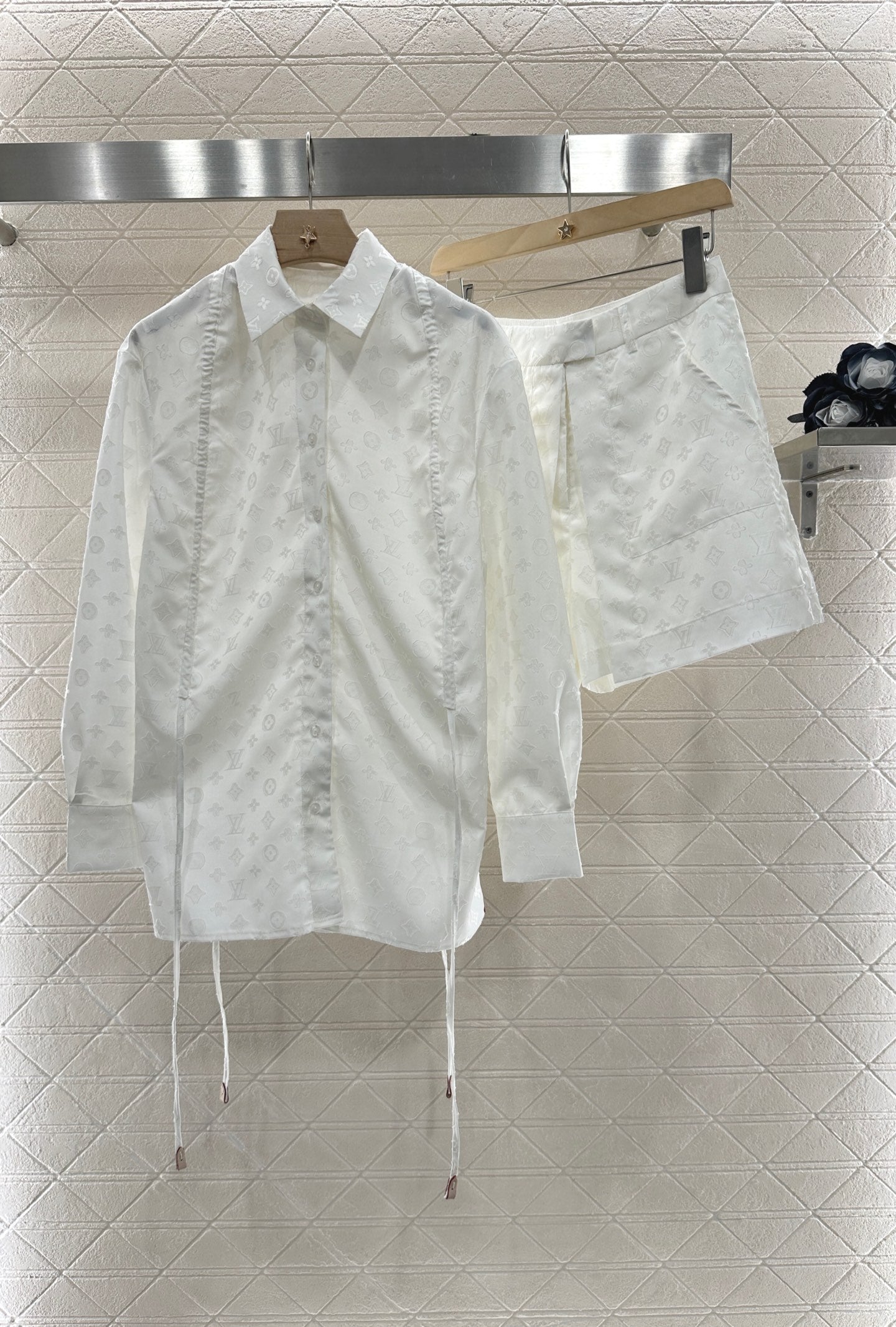 L 2025 new product Long-sleeved shorts suit
