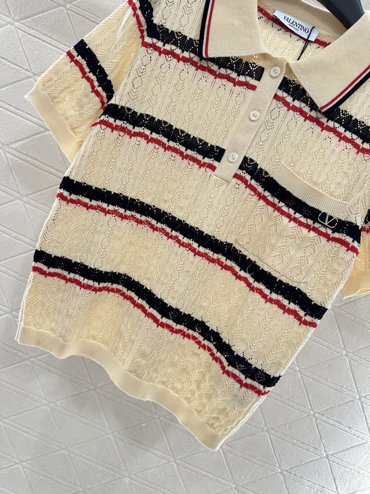 V 2025 new products Knitted short sleeves