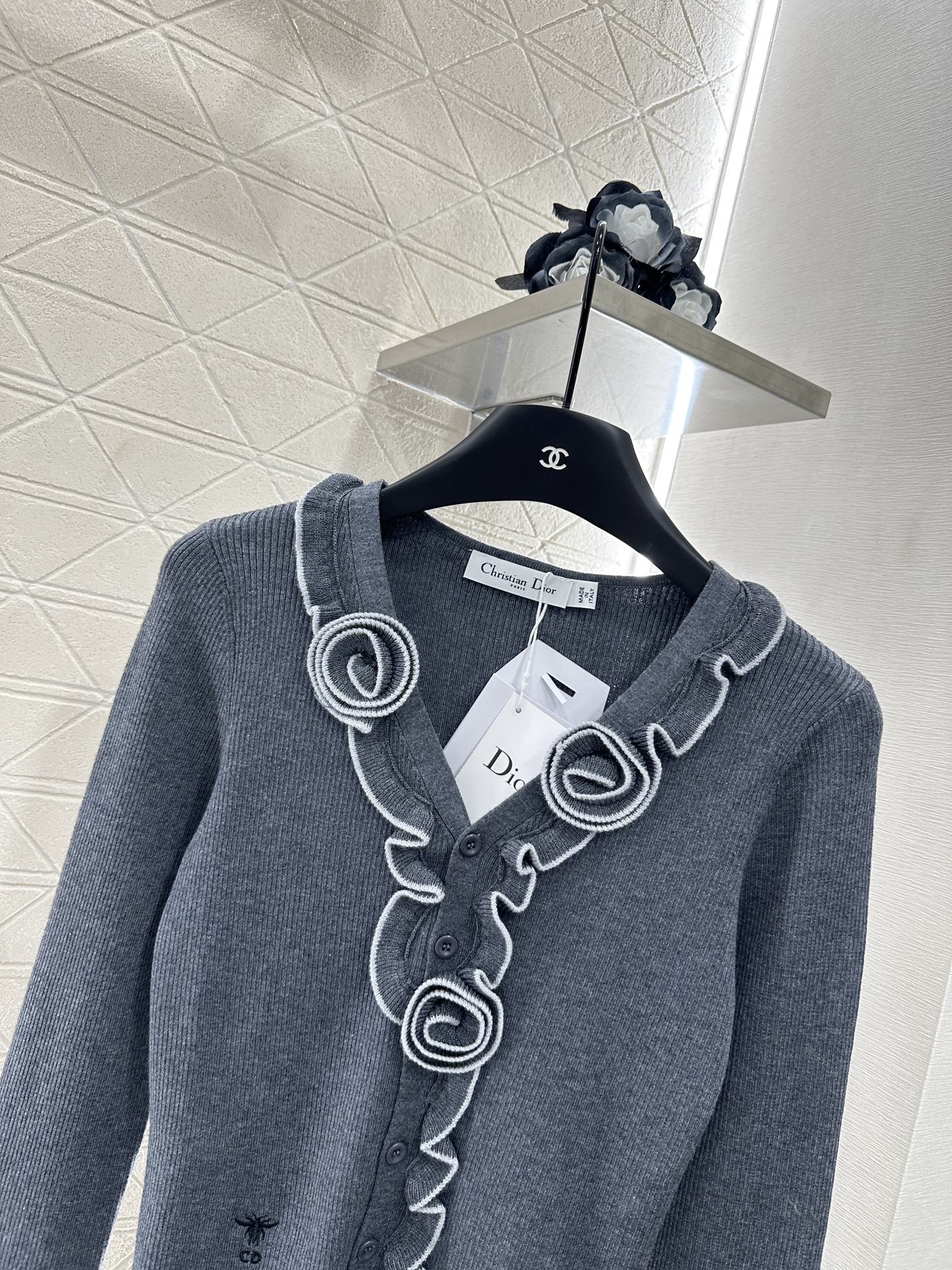 D 2025 new product Flower knitted cardigan