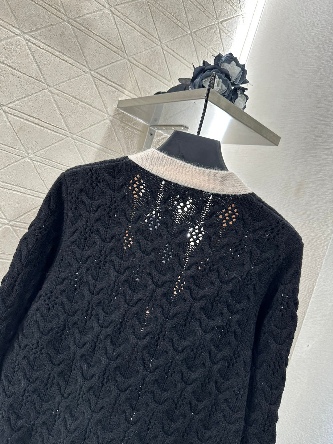 C 2025 new products Knitted cardigan