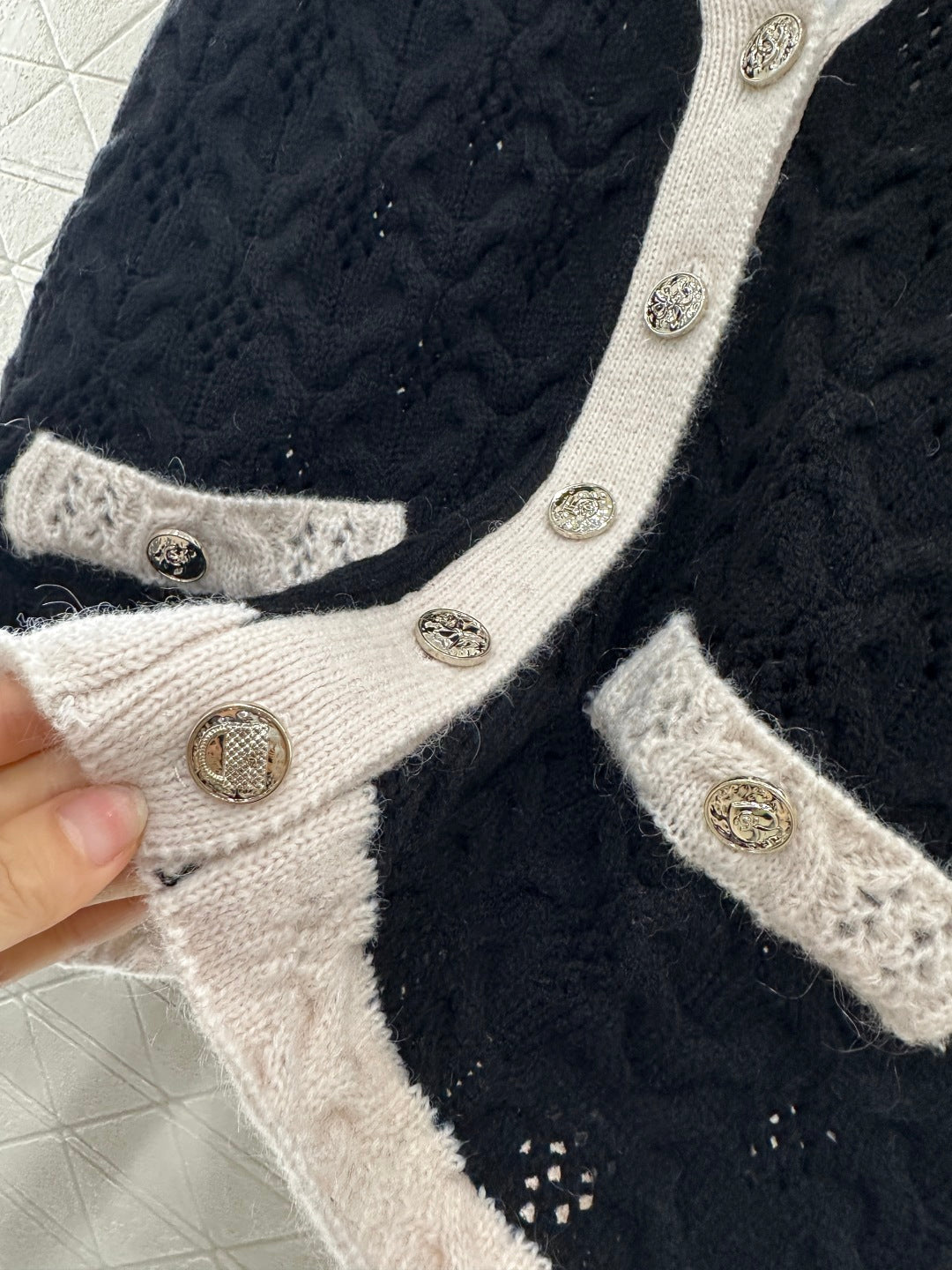 C 2025 new products Knitted cardigan