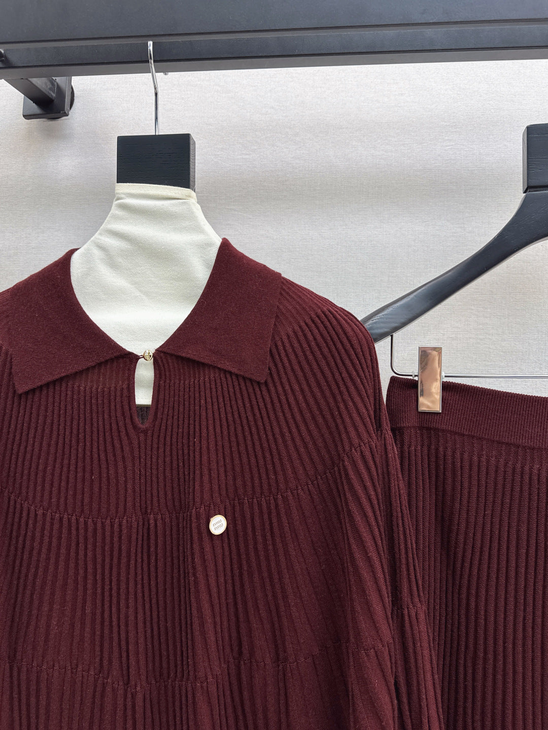 M 25fw knitted suit
