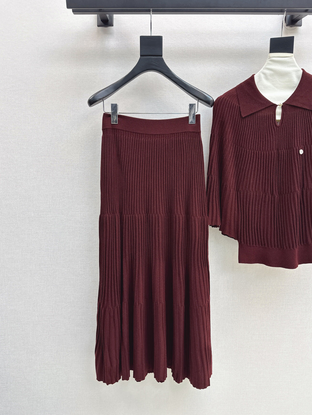 M 25fw knitted suit