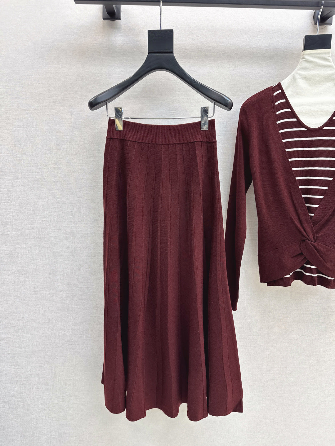 C 25fw knitted suit