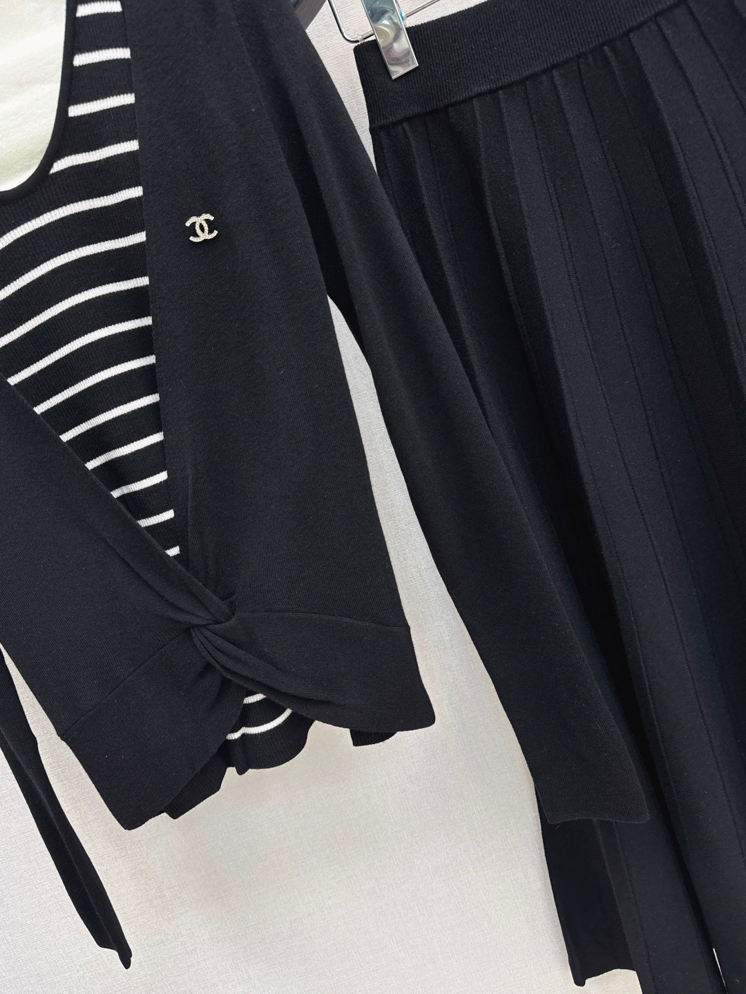 C 25fw knitted suit