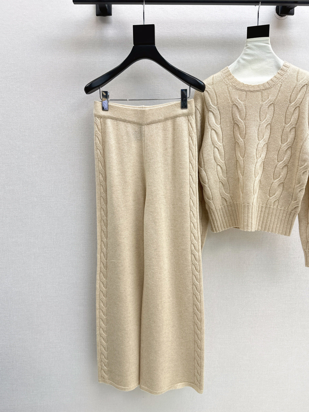 Lo 25fw cashmere suit