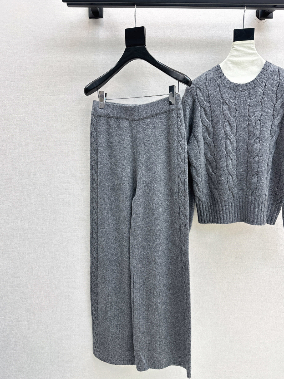 Lo 25fw cashmere suit