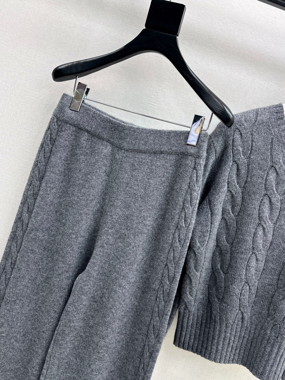 Lo 25fw cashmere suit