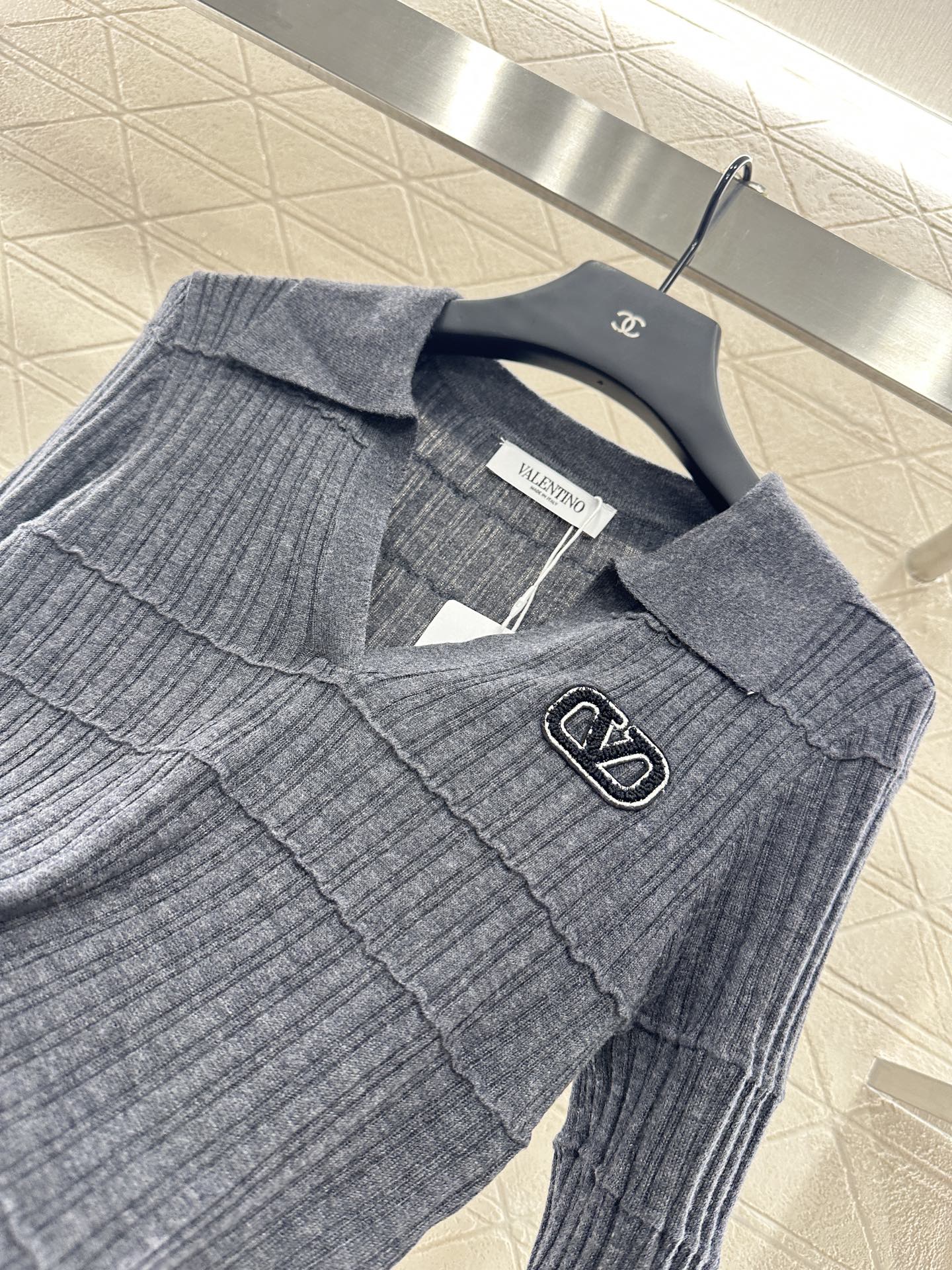 V 2025 New Arrival Lapel Knit Top