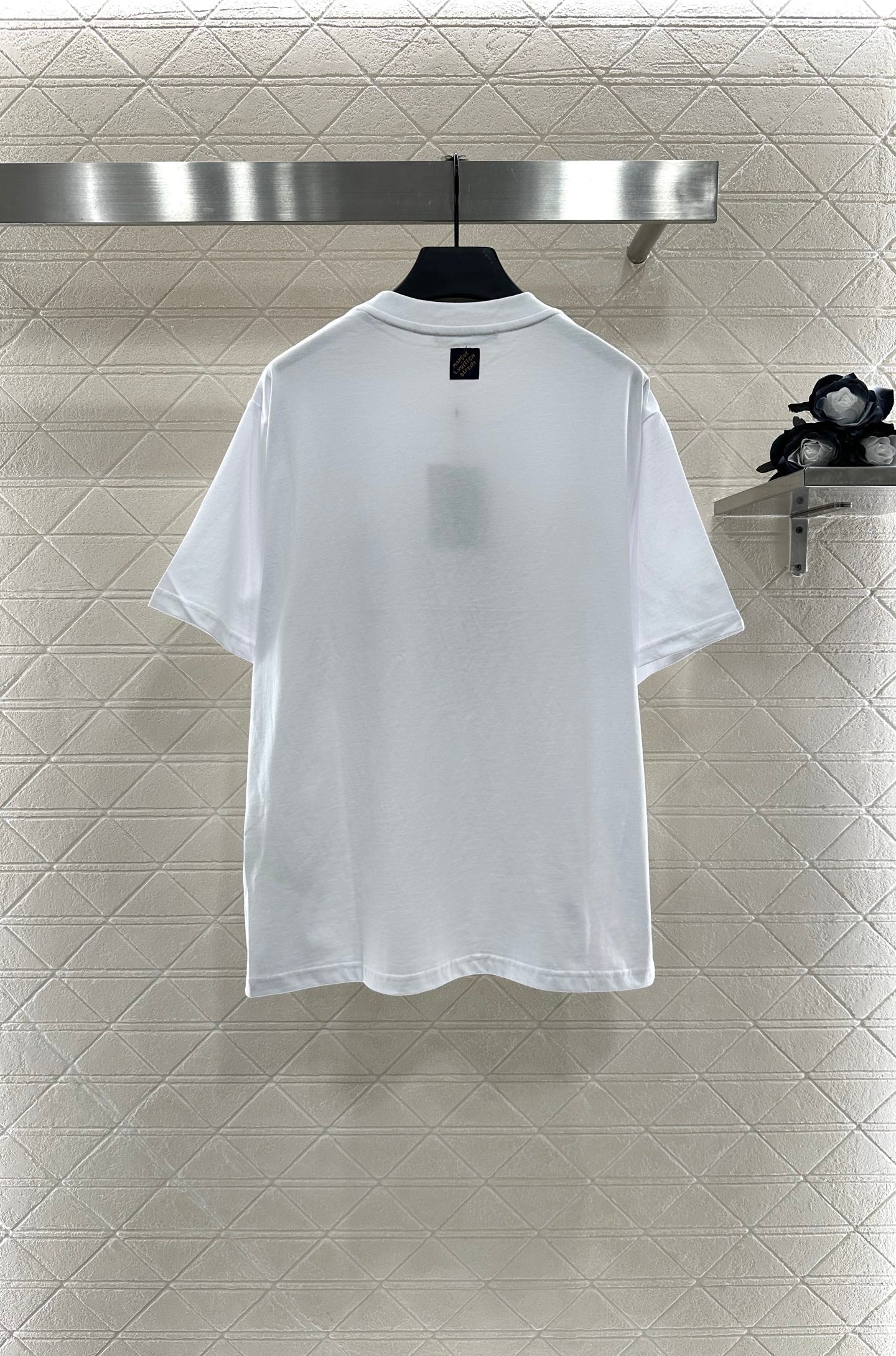 L 2025 New Arrivals Round-Neck Embroidered Short Sleeves