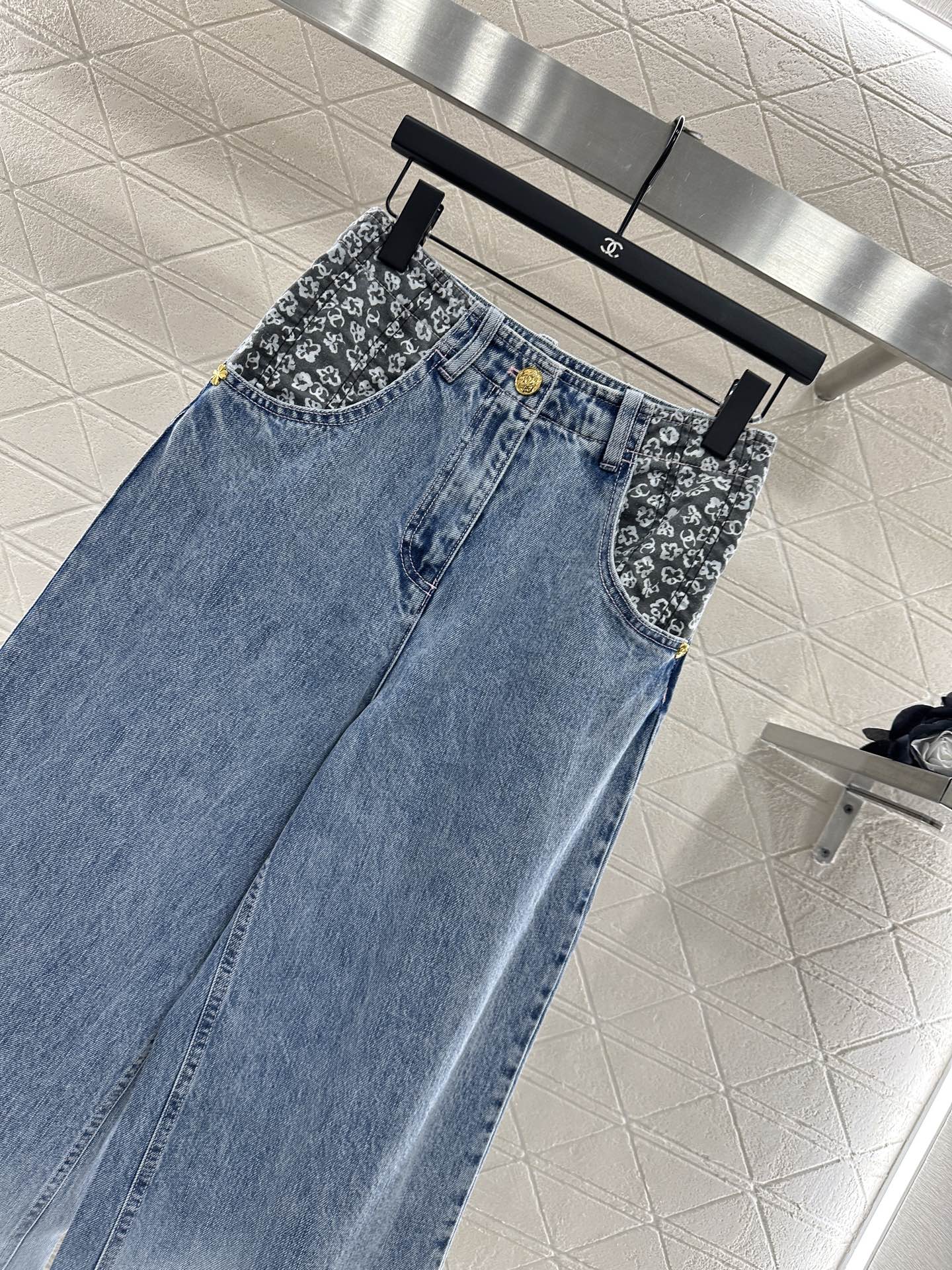 C 2025 New Arrival Denim Pants and Suspender Vest Set