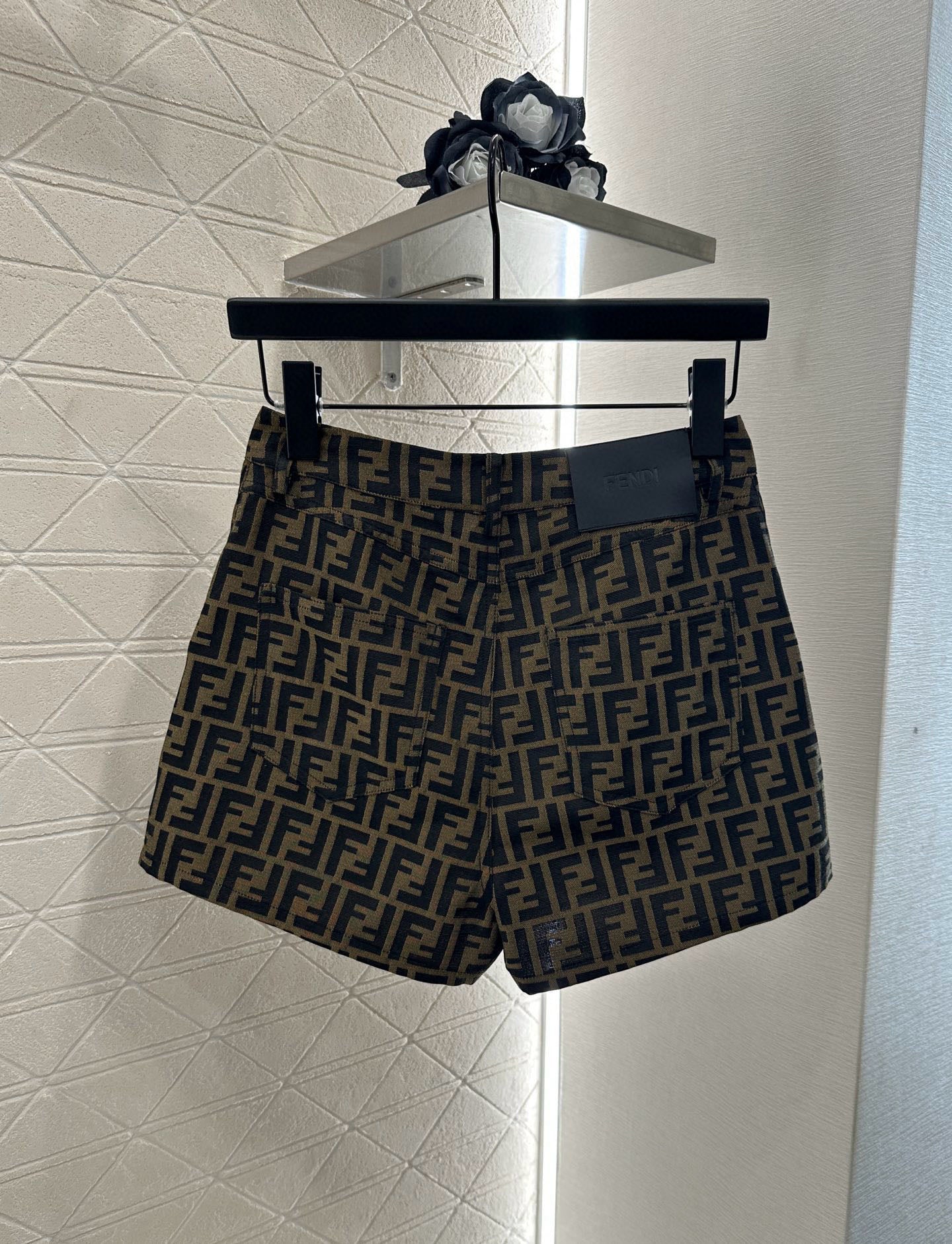 F 2025 New Arrivals Jacket, Coat, and Shorts Set