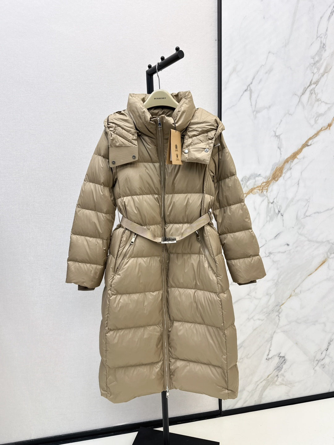 Bur 25fw donw coat