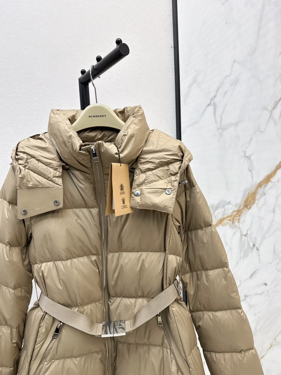 Bur 25fw donw coat
