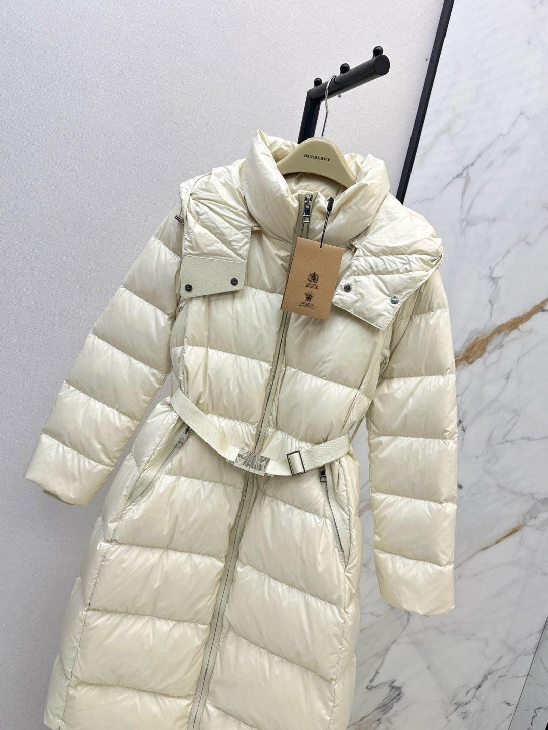 Bur 25fw donw coat