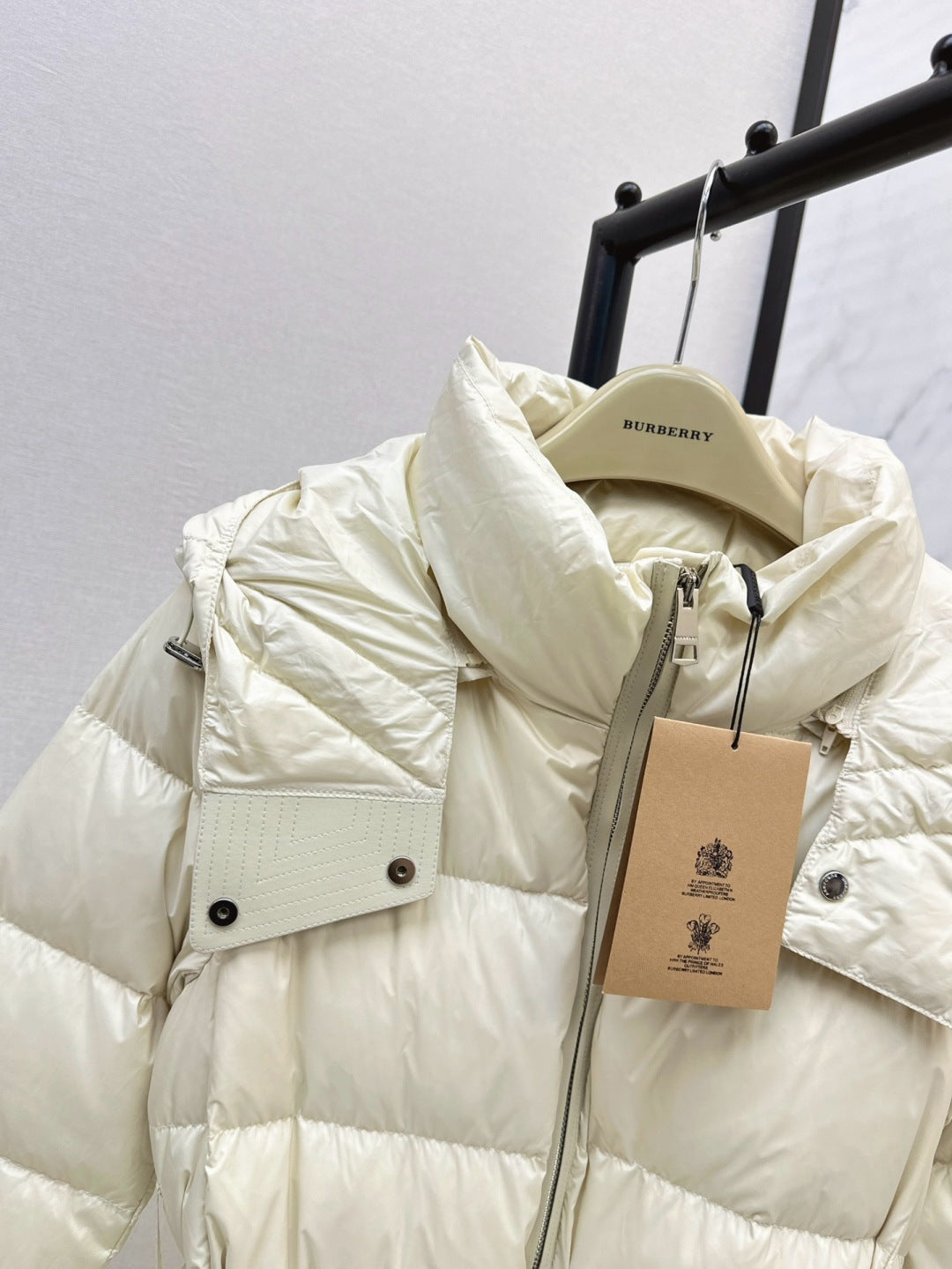 Bur 25fw donw coat