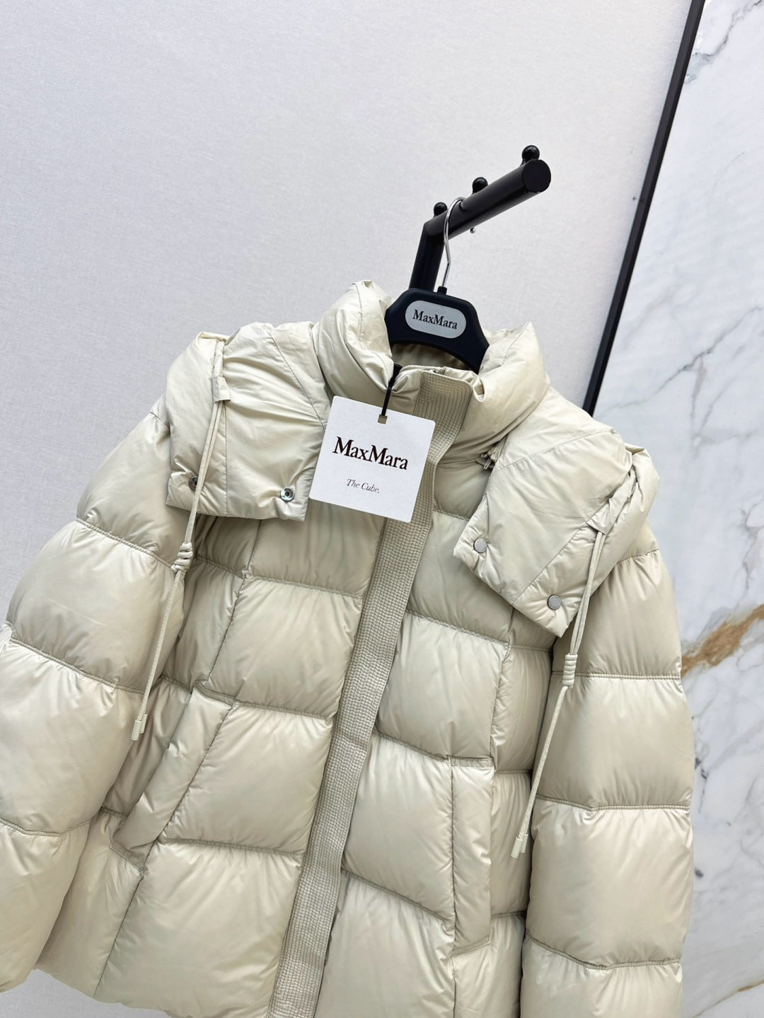 Max 25fw down jacket